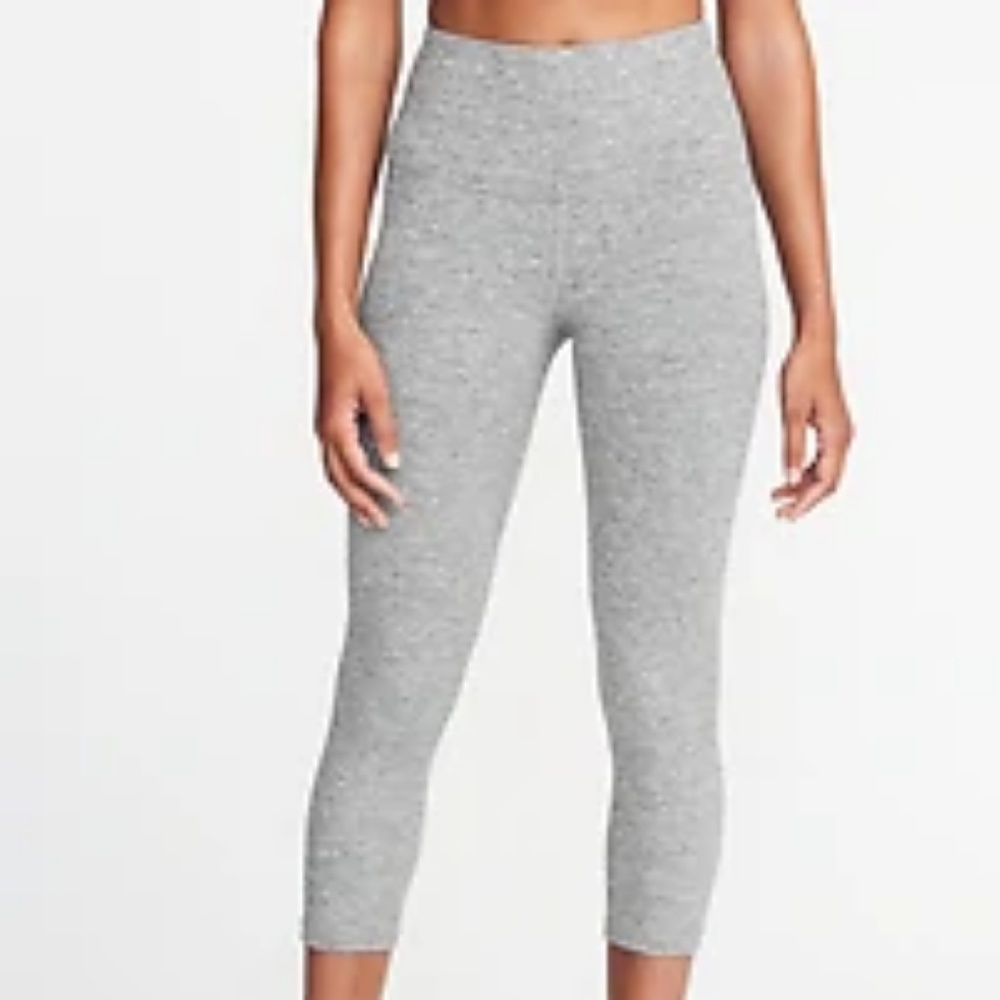 High-Rise Compression Workout  Crops